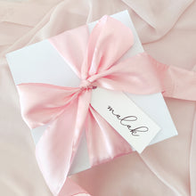 Load image into Gallery viewer, The Simple Box
