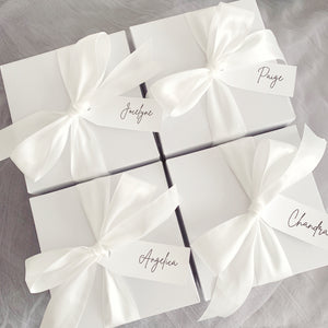 Ribbon + Gift Tag